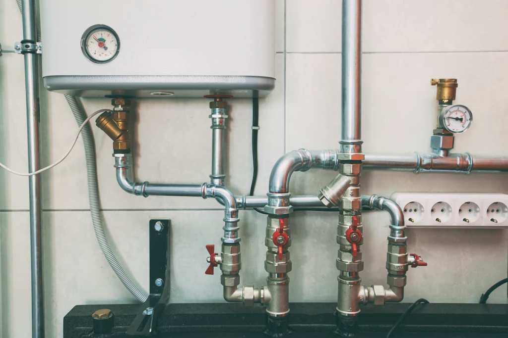lot-different-faucets-other-equipment-boiling-room (1).jpg lot-different-faucets-other-equipment-boiling-room (1).jpg